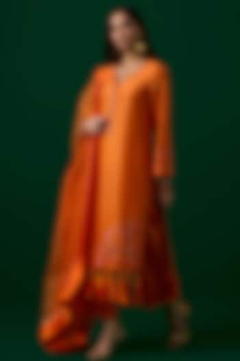 Orange Chanderi Silk Crystal Hand Embroidered Kurta Set by Label Meesa
