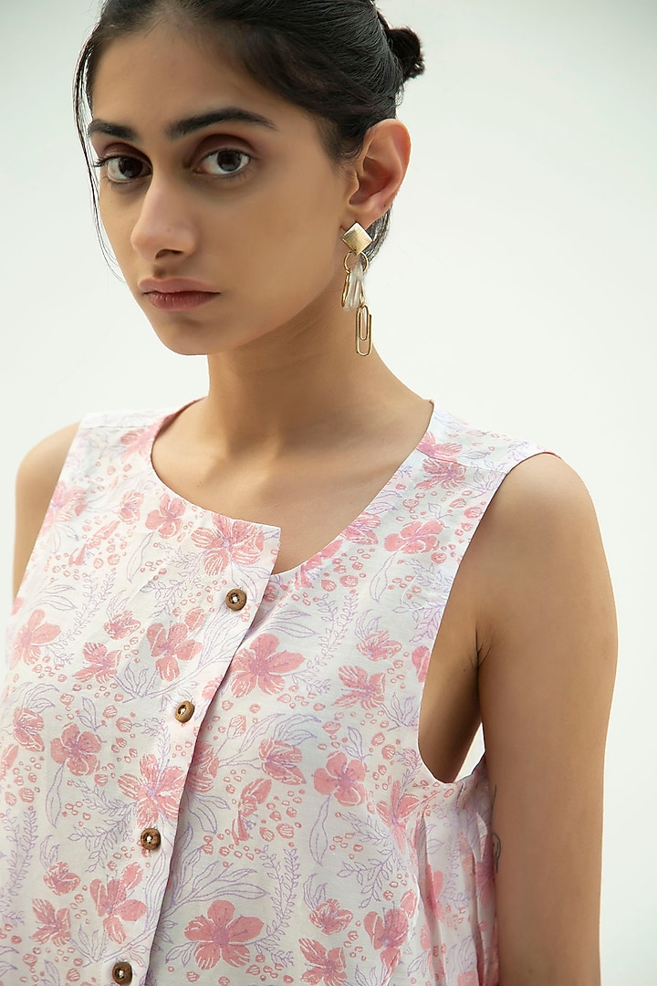 White Block Printed Top by Label Meesa at Pernia's Pop Up Shop