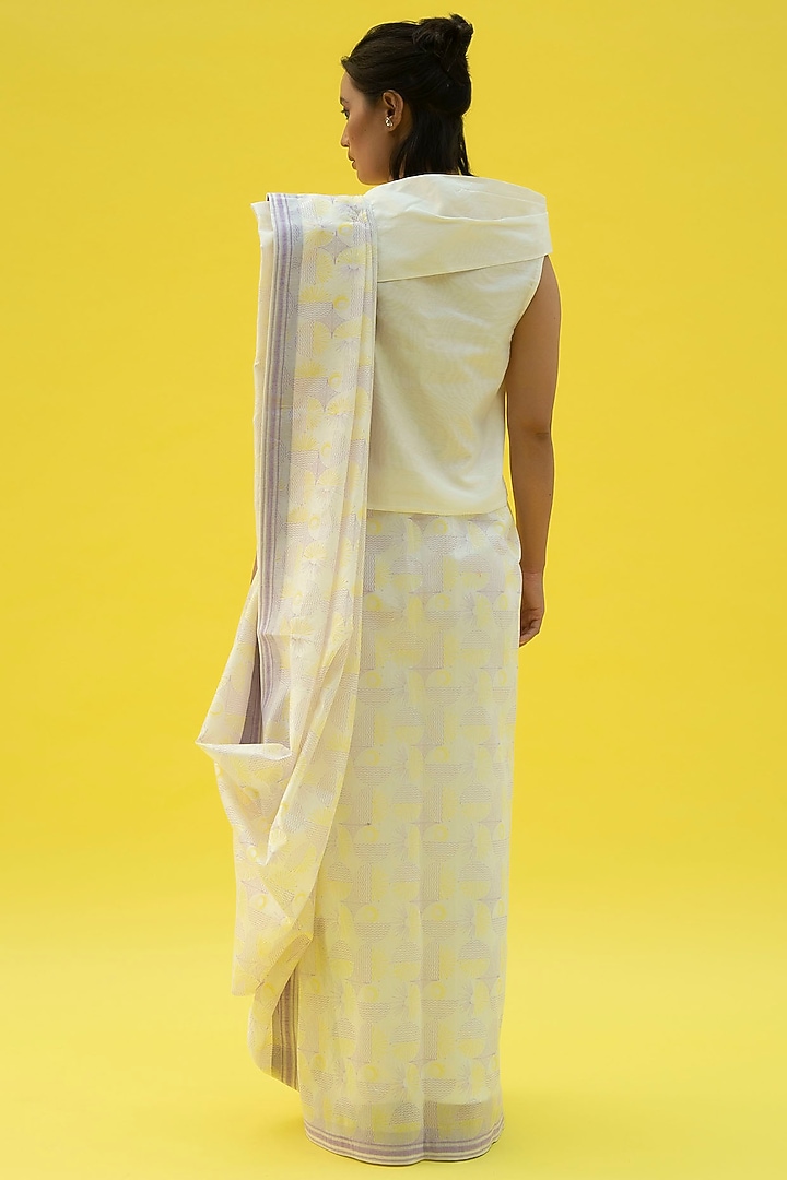 Sun White Block Printed Festive Saree by Label Meesa at Pernia's Pop Up Shop