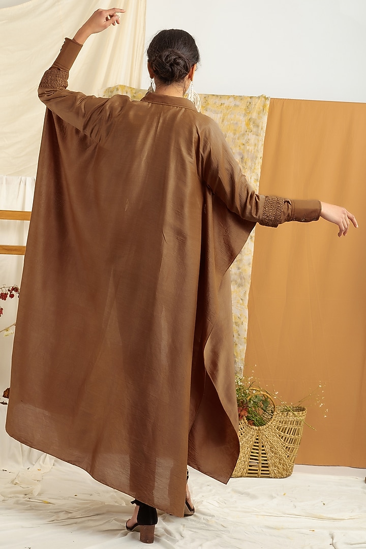Brown Silk Chanderi Cape Set by Label Meesa at Pernia's Pop Up Shop