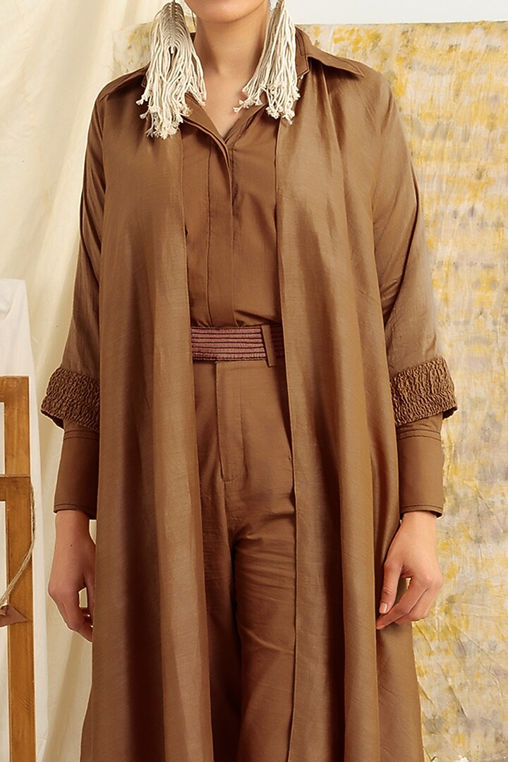 Brown Silk Chanderi Cape Set by Label Meesa at Pernia's Pop Up Shop