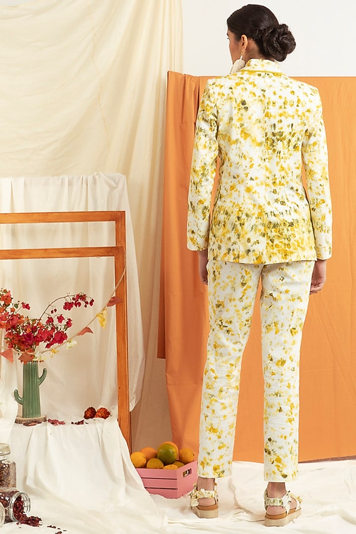 Multicolor Botanical Printed Blazer Set by Label Meesa at Pernia's Pop Up Shop