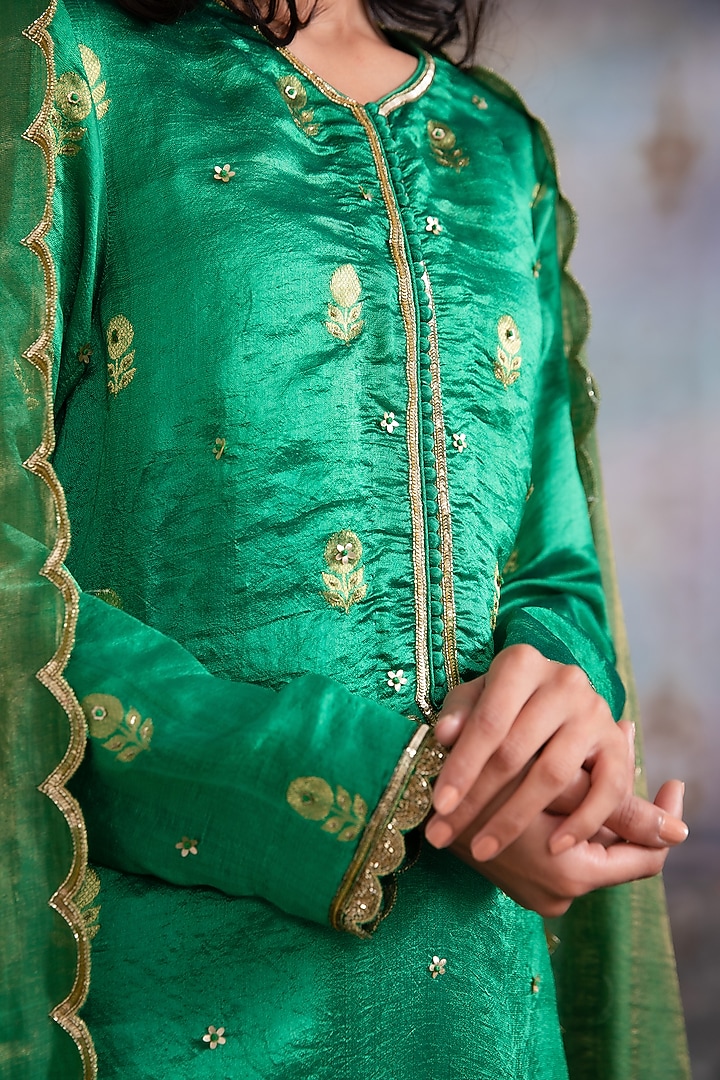 Emerald Green Pattu Silk & Cotton Tissue Hand Embroidered Kurta Set by Label Meesa at Pernia's Pop Up Shop