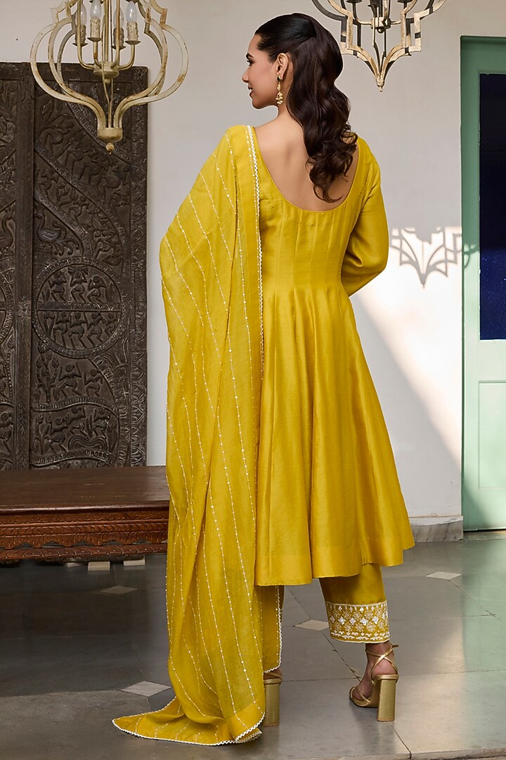 Yellow Chanderi Silk Thread Embroidered Wedding Anarkali Set by Label Meesa at Pernia's Pop Up Shop