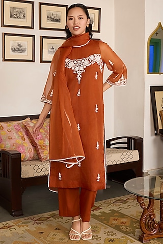Brown Organza Thread Embroidered Kurta Set by Label Meesa