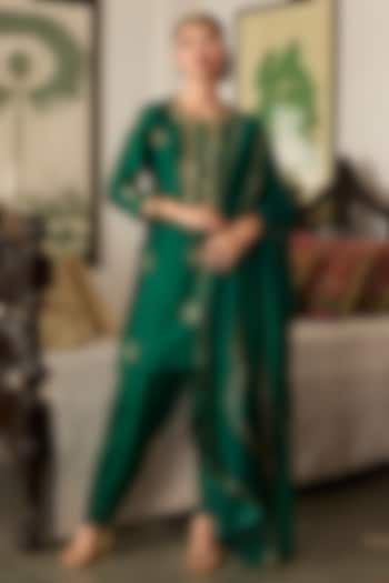 Green Chanderi Silk Zari Embroidered Wedding Anarkali Set by Label Meesa at Pernia's Pop Up Shop