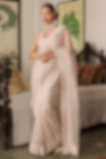 Pink Organza Embroidered Wedding Saree Set by Label Meesa at Pernia's Pop Up Shop