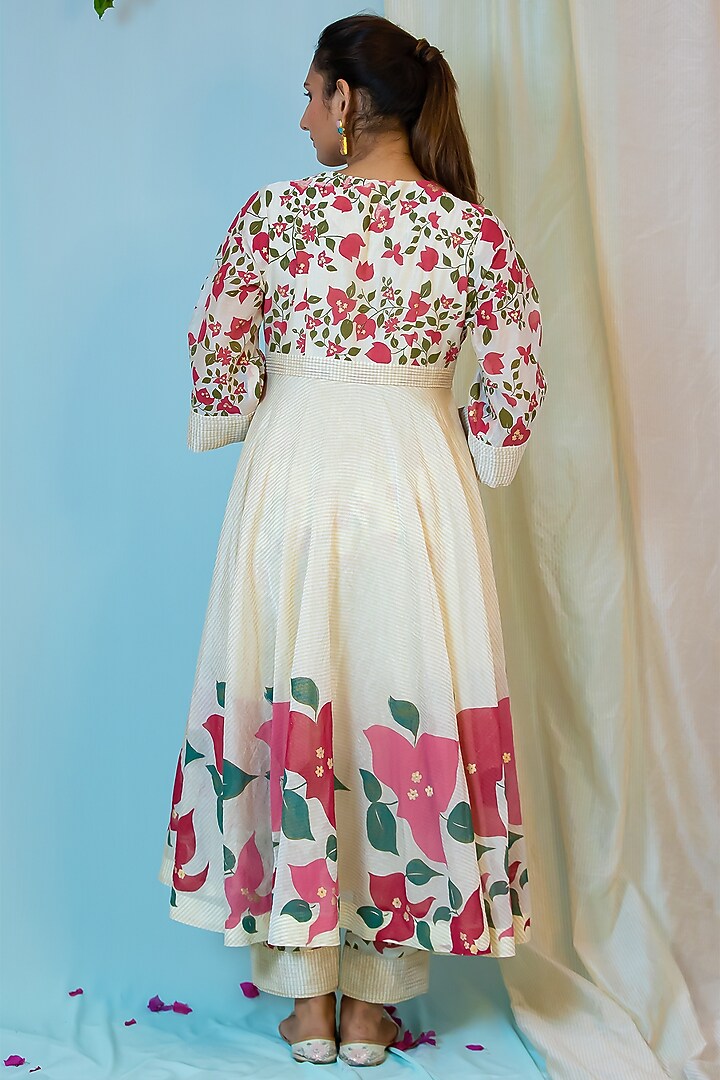 Off-White Chanderi Printed Kurta Set by Label Meesa at Pernia's Pop Up Shop