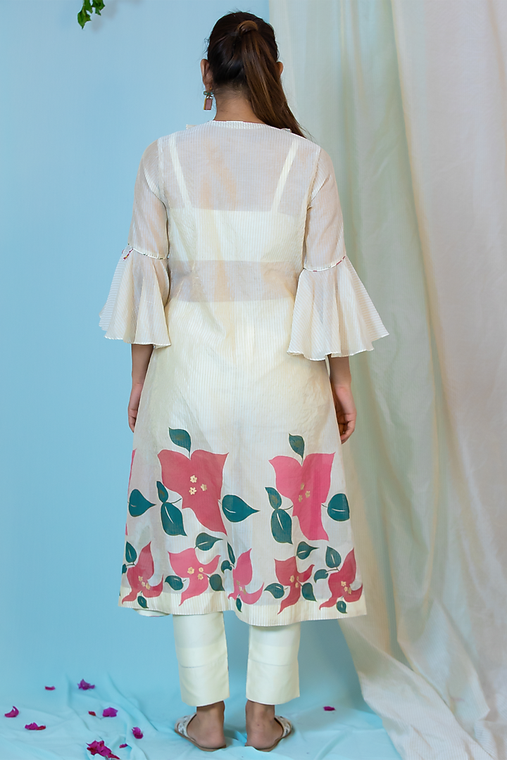 Off-White Embroidered Cape Set by Label Meesa at Pernia's Pop Up Shop