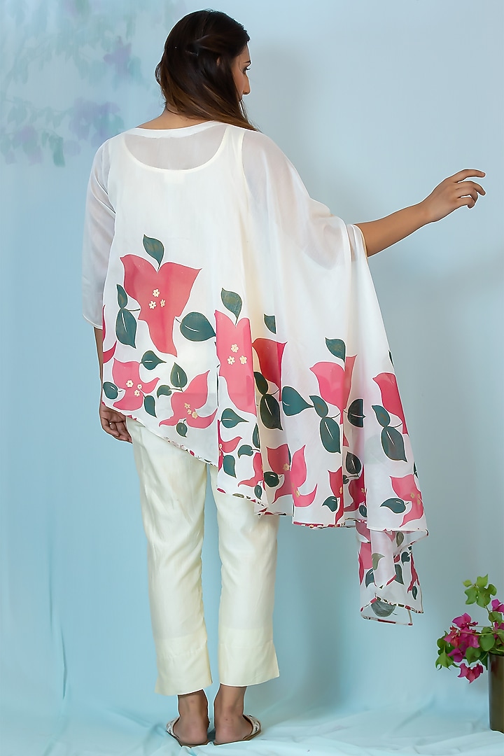 Off-White Printed Shirt by Label Meesa at Pernia's Pop Up Shop