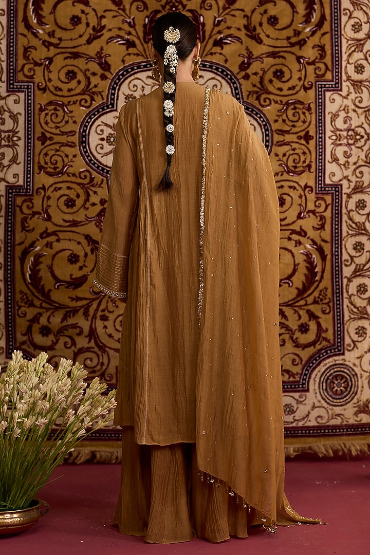Brown Chanderi Silk Hand Embroidered Kurta Set by Label Meesa at Pernia's Pop Up Shop