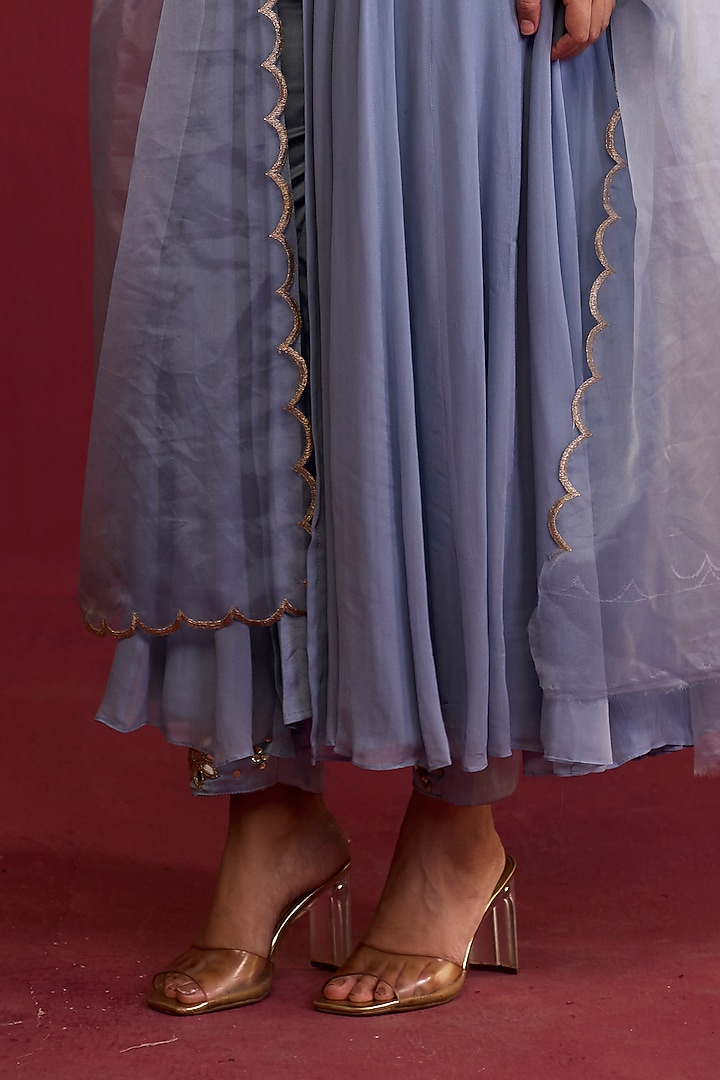 Blue Georgette Hand Embroidered Party Wear Anarkali Set by Label Meesa at Pernia's Pop Up Shop