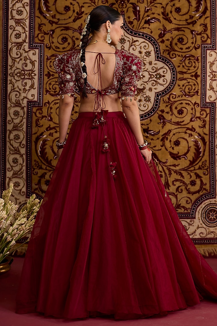 Red Organza Printed Wedding Lehenga Set by Label Meesa at Pernia's Pop Up Shop