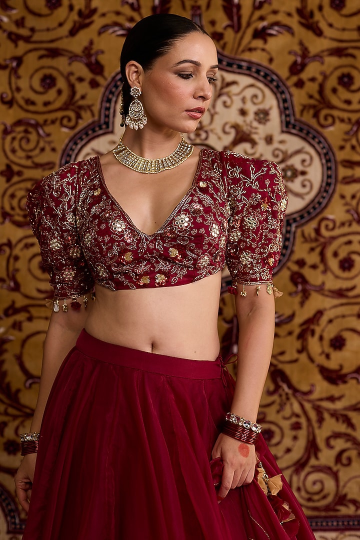 Red Organza Printed Wedding Lehenga Set by Label Meesa at Pernia's Pop Up Shop
