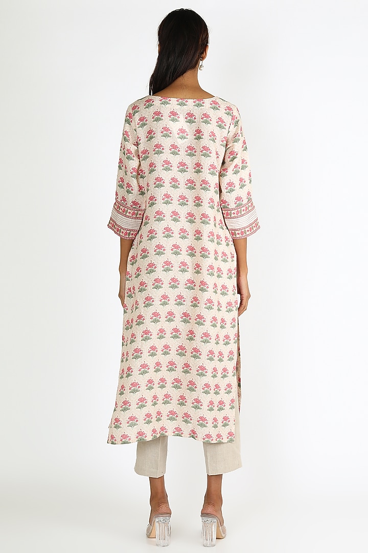 Pink & White Printed Tunic by Linen And Linens at Pernia's Pop Up Shop