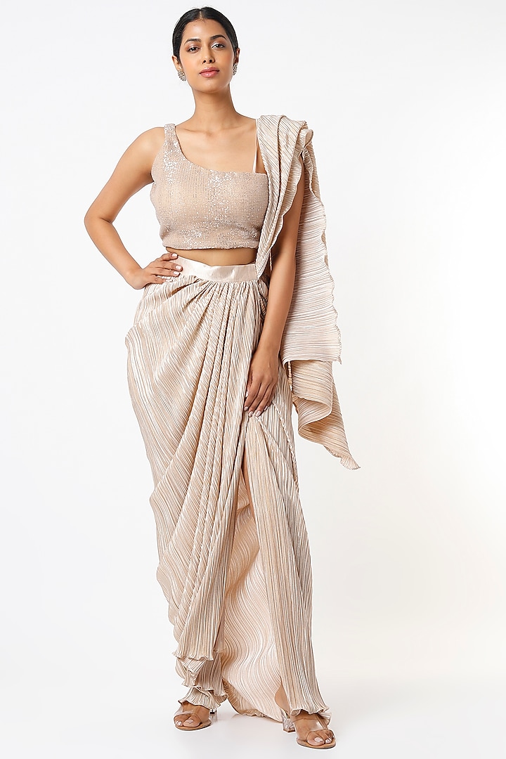 Gold Pre-Pleated Saree Set by Label Muskan Agarwal
