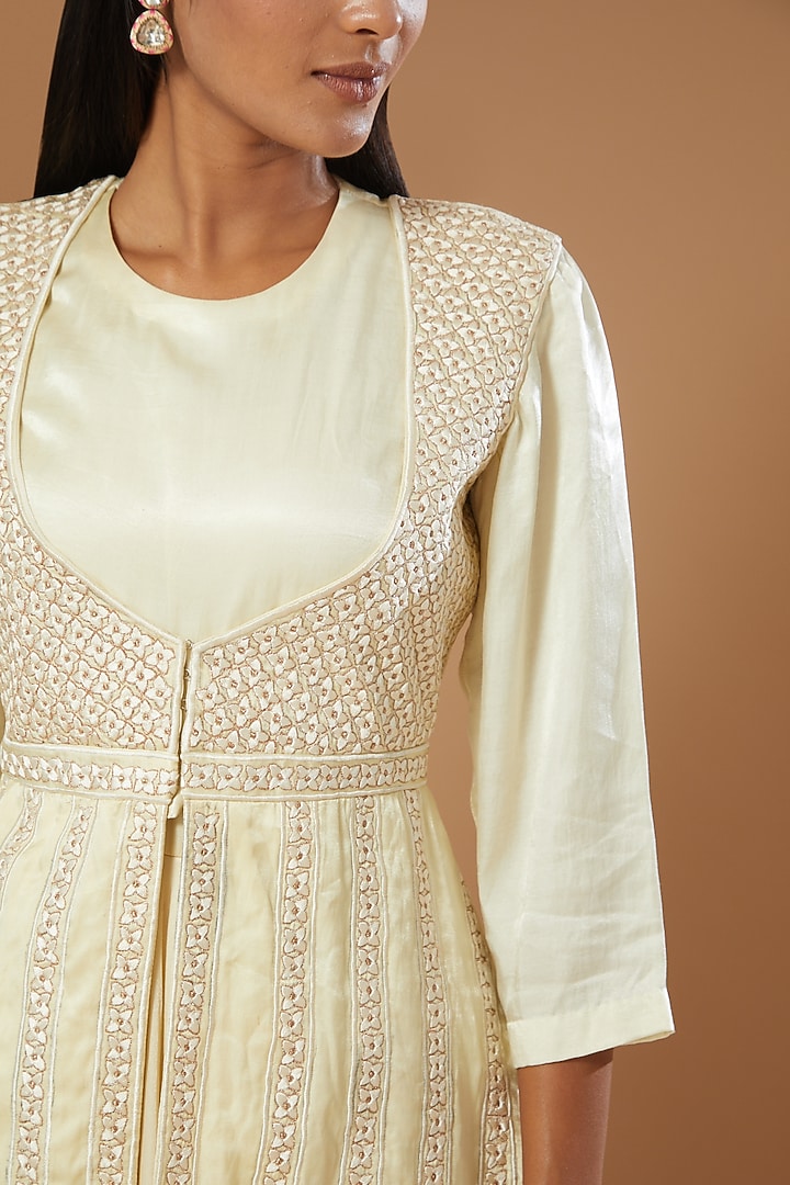 Cream Embroidered Jacket Set by Label Muskan Agarwal at Pernia's Pop Up Shop