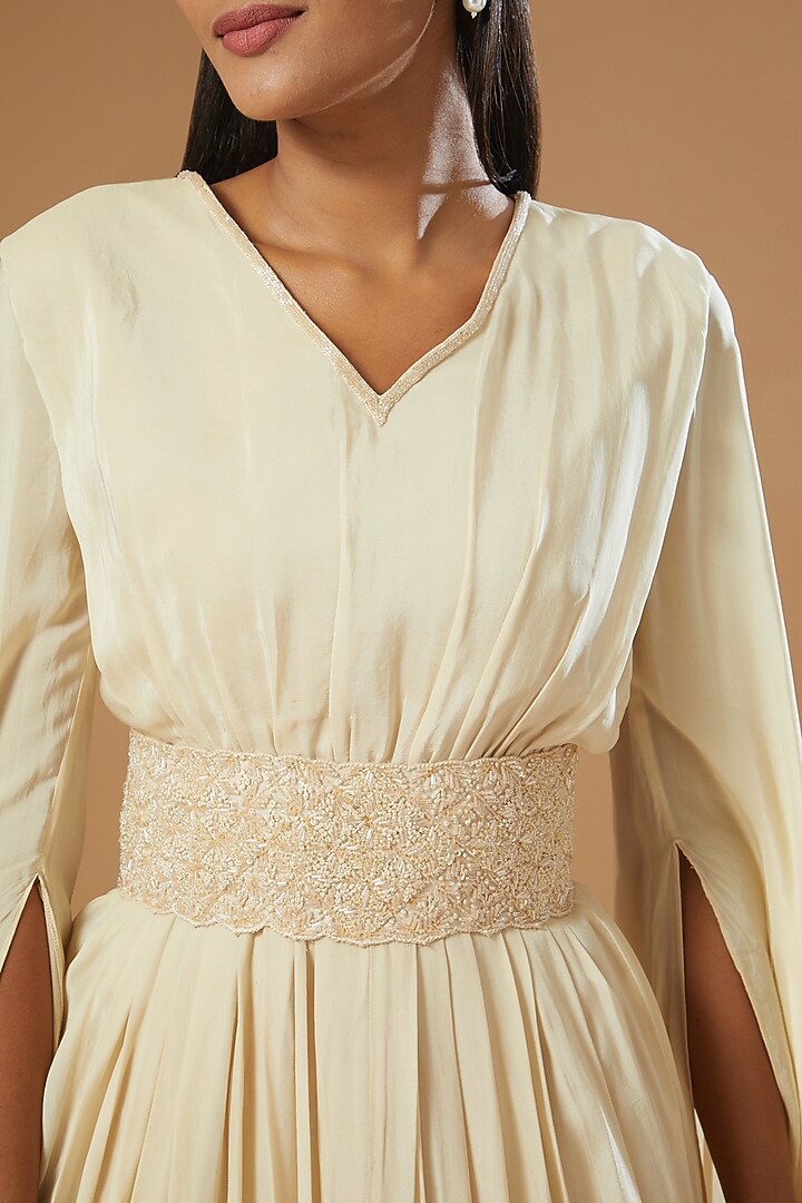 Cream Pleated Crepe Engagement Gown by Label Muskan Agarwal at Pernia's Pop Up Shop