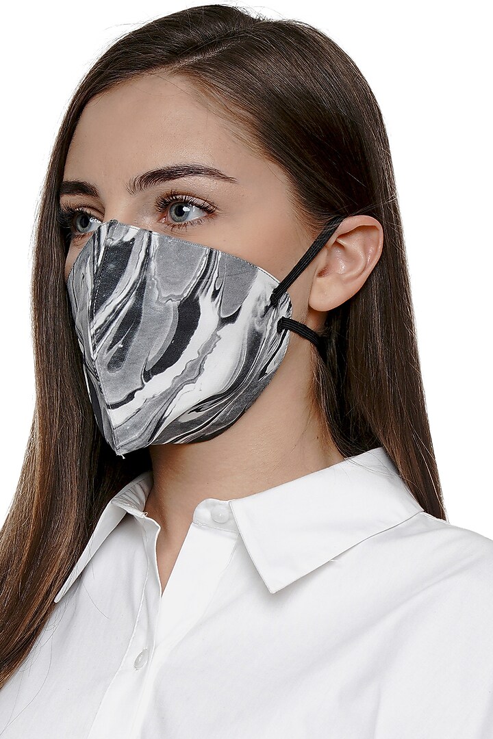 Grey Printed Antimicrobial Mask With Zip Pouch by Limerick By Abirr N' Nanki at Pernia's Pop Up Shop