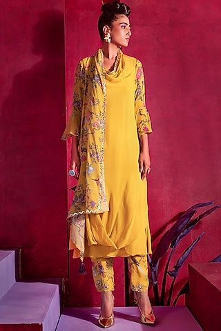 Yellow Printed & Embroidered Tunic Set by Limerick By Abirr N' Nanki