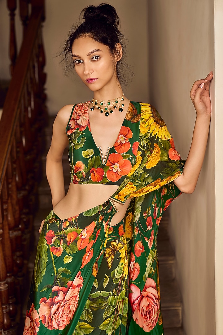 Emerald Green Crepe Embellished Pre-Draped Wedding Saree Set by Limerick By Abirr N' Nanki at Pernia's Pop Up Shop