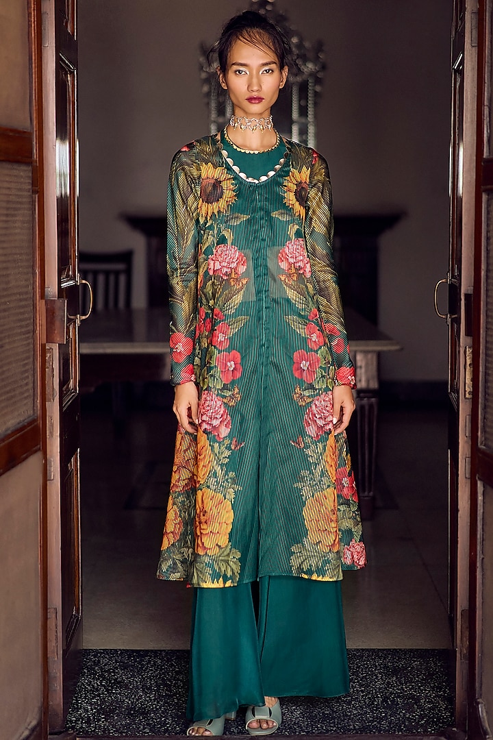 Emerald Green Striped Organza Sheer Kurta Set by Limerick By Abirr N' Nanki at Pernia's Pop Up Shop