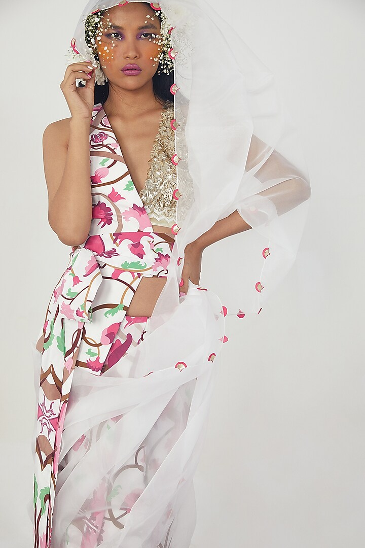 Ivory Printed Wedding Saree Set With Jacket by Limerick By Abirr N' Nanki at Pernia's Pop Up Shop