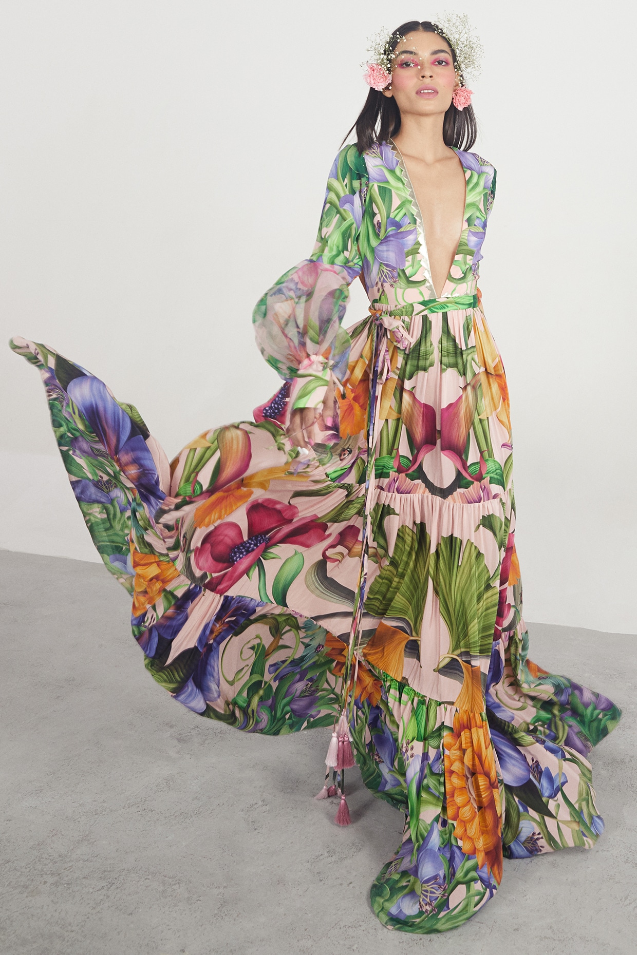 Designer Floral Tiered Maxi Dress For Women Runway Style With Long Sleeves,  Printed Ruffles, And Tiered Detailing Perfect For Parties And Proms From  Xbeauty, $66.81 | DHgate.Com