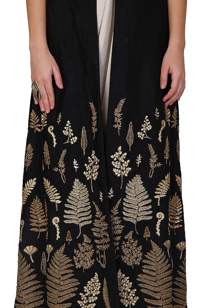 Gold Hammered Satin Draped Jacket Wedding Saree Set by Limerick By Abirr N' Nanki at Pernia's Pop Up Shop