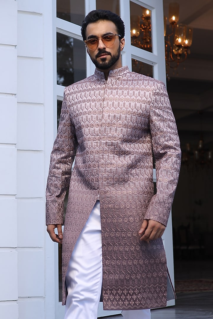 Ombre Pure Silk Thread Embroidered Kurta Set by Label Mukund Taneja at Pernia's Pop Up Shop