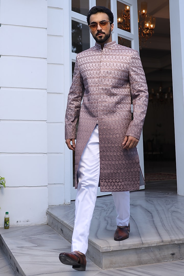 Ombre Pure Silk Thread Embroidered Kurta Set by Label Mukund Taneja at Pernia's Pop Up Shop