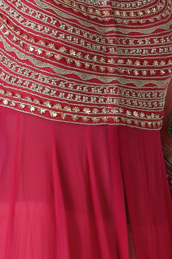Pink embroidered Wedding Lehenga set by Limerick By Abirr N' Nanki at Pernia's Pop Up Shop