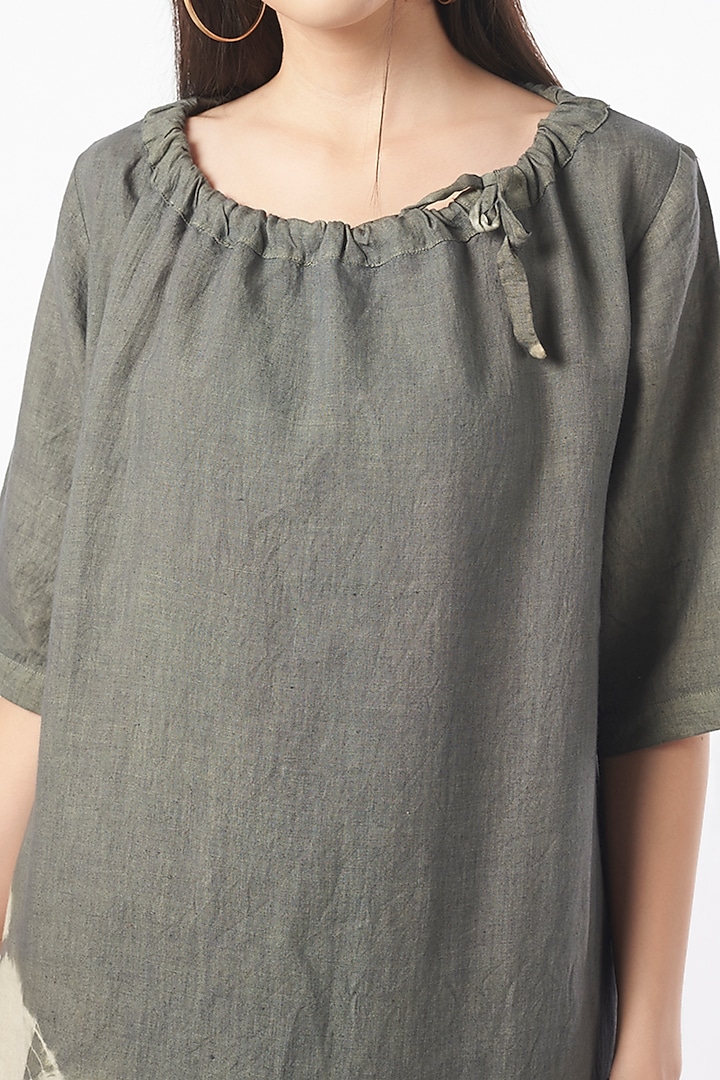 Grey & Beige Tie-Dyed Kurta by linencut at Pernia's Pop Up Shop