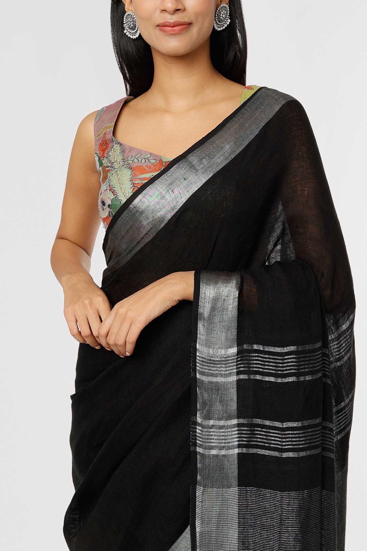 Linen by Linen 100 Count Digital Printed Black Pure Organic Handwoven Saree  With Floral Design and Silver Zari Border,black Linen Saree,sari - Etsy