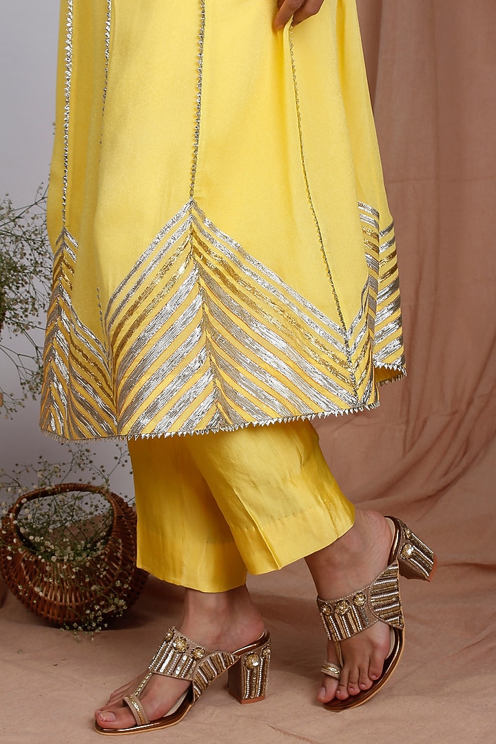 Light Coffee Hand Embroidered Kolhapuri Block Heels by Leonish By Nidhi Sheth at Pernia's Pop Up Shop