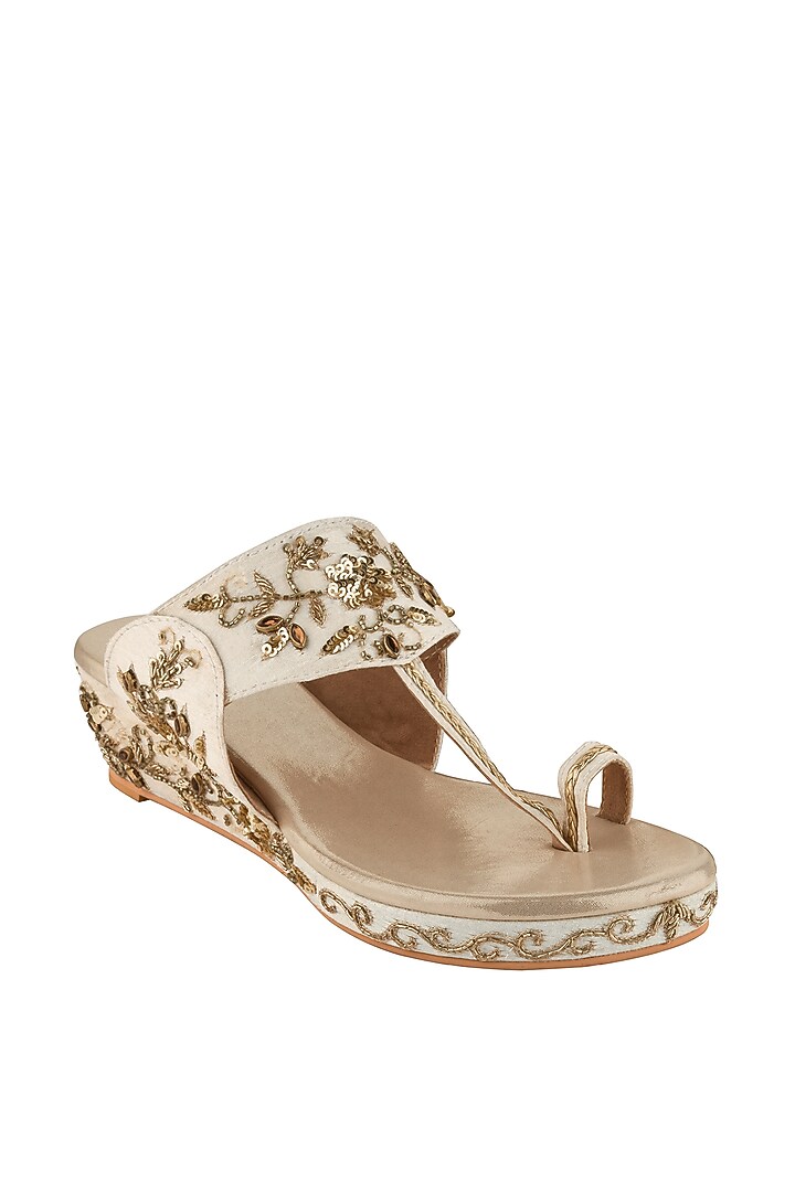 Ivory Hand Embroidered Kolhapuri Wedges by Leonish By Nidhi Sheth at Pernia's Pop Up Shop