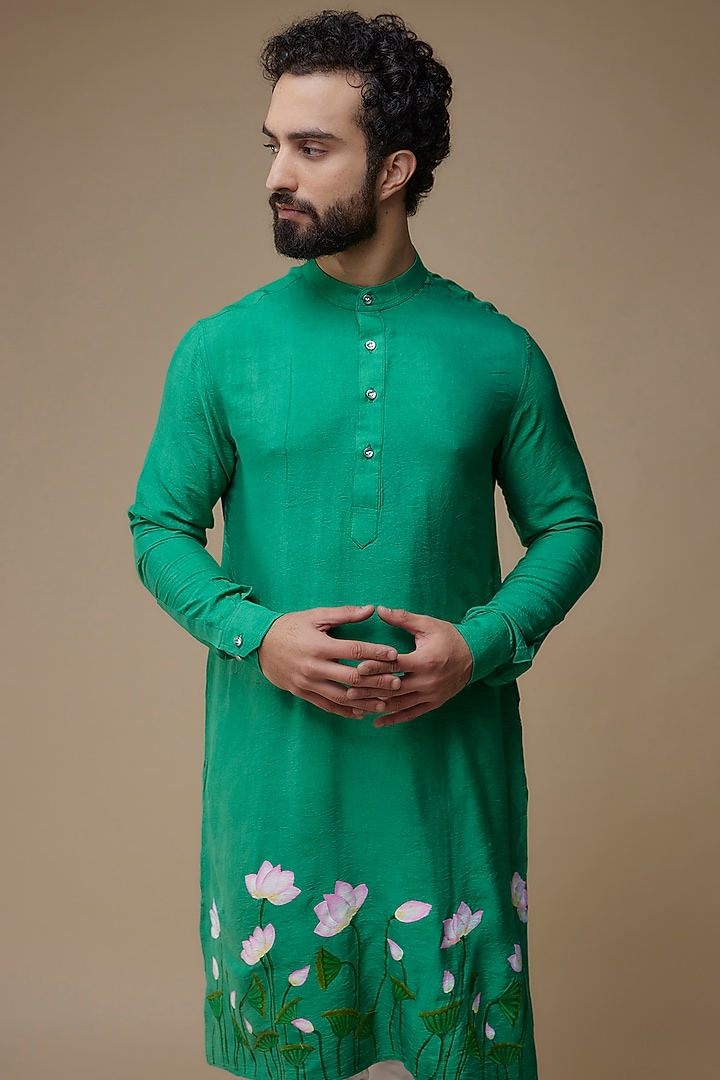 Green Cotton Hand-Painted Kurta Set by Label Neha saxena at Pernia's Pop Up Shop