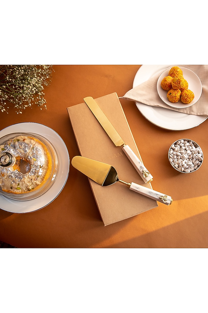 White & Gold Stainless Steel Cutlery (Set Of 3) by Logam at Pernia's Pop Up Shop