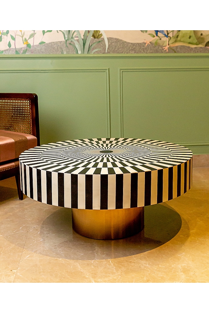 Black & White Resin Centre Table by Logam