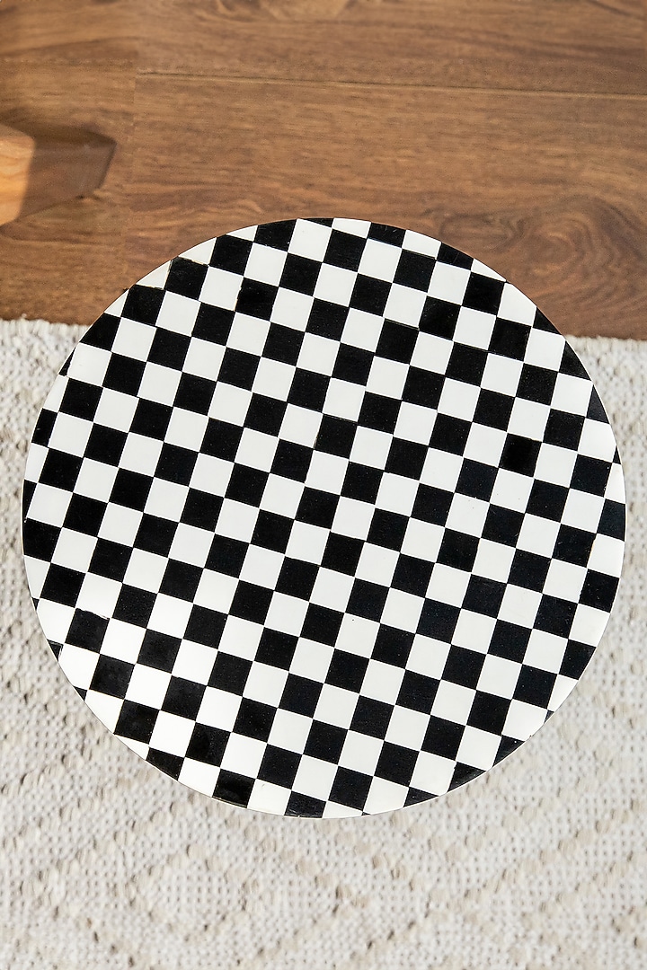 Black & White Resin Side Table by Logam at Pernia's Pop Up Shop