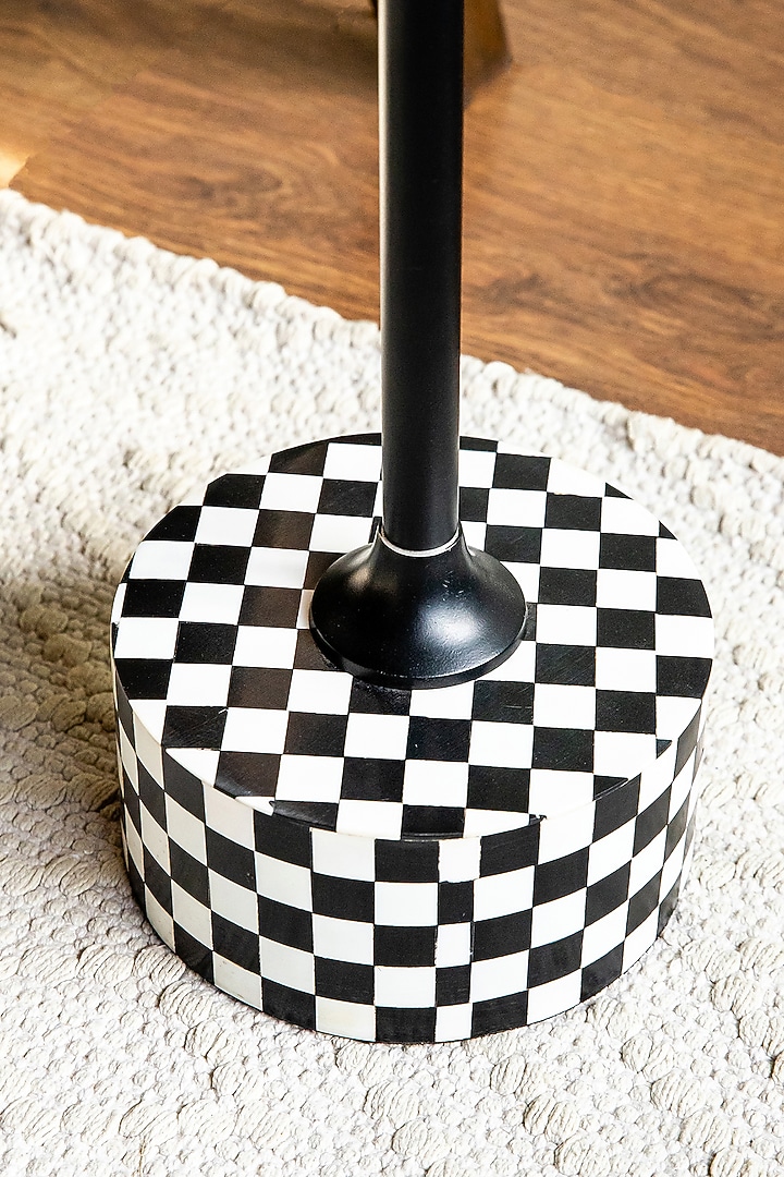 Black & White Resin Side Table by Logam at Pernia's Pop Up Shop