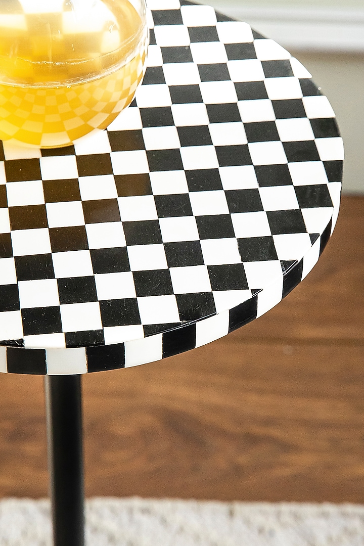 Black & White Resin Side Table by Logam at Pernia's Pop Up Shop
