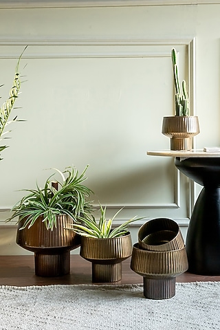 Antique Gold Metal Planter by Logam