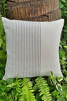 Black & White Cotton Handwoven Miidiinyi Cushion Covers (Set of 2) by Lovitoli