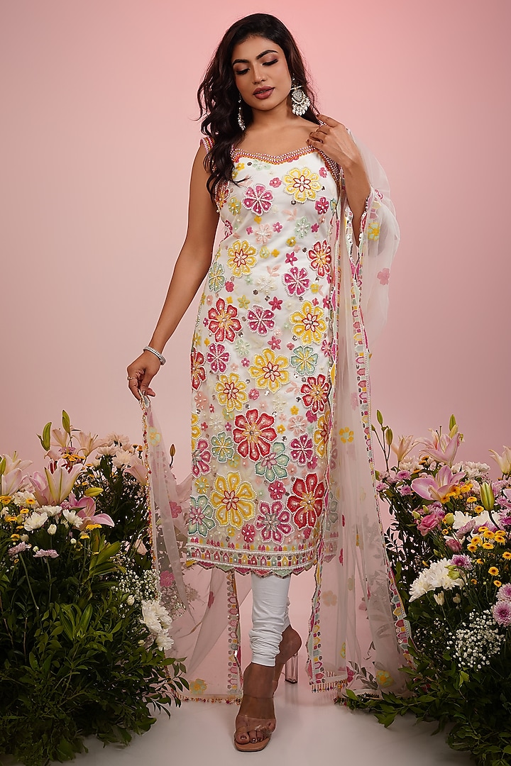 Multi-Colored Net Hand Embroidered Kurta Set by LABEL PRIYANKA KAR at Pernia's Pop Up Shop