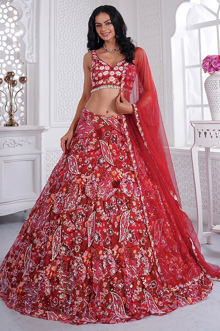 Red Net Embroidered Wedding Lehenga Set by LABEL PRIYANKA KAR at Pernia's Pop Up Shop