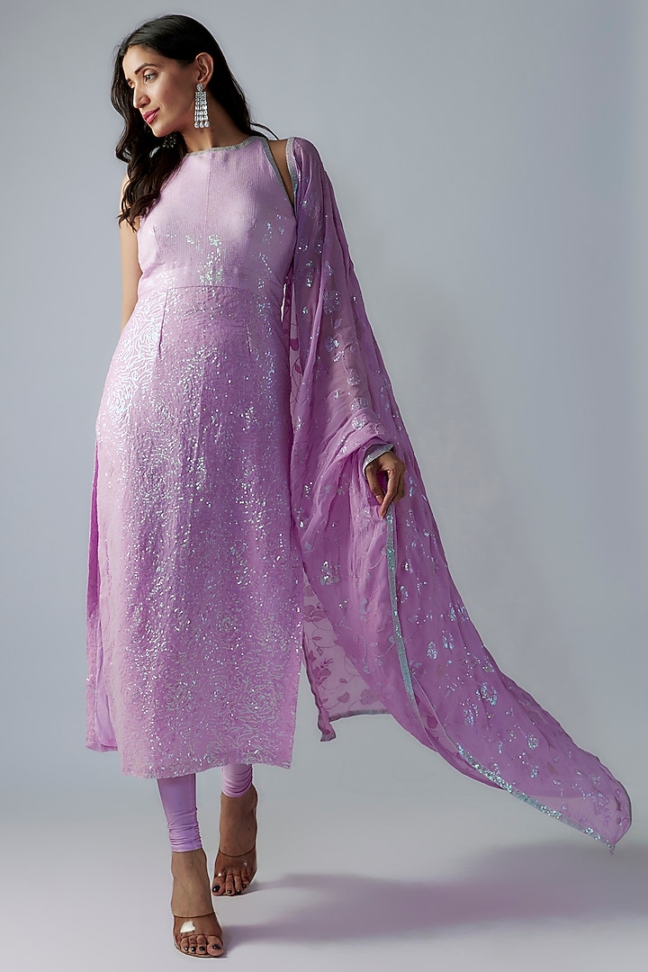 Purple Georgette Sequins Embroidered Kurta Set by LABEL PRIYANKA KAR at Pernia's Pop Up Shop