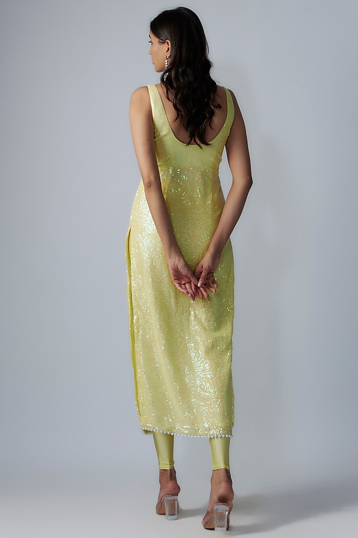 Yellow Georgette Sequins Embroidered Kurta Set by LABEL PRIYANKA KAR at Pernia's Pop Up Shop