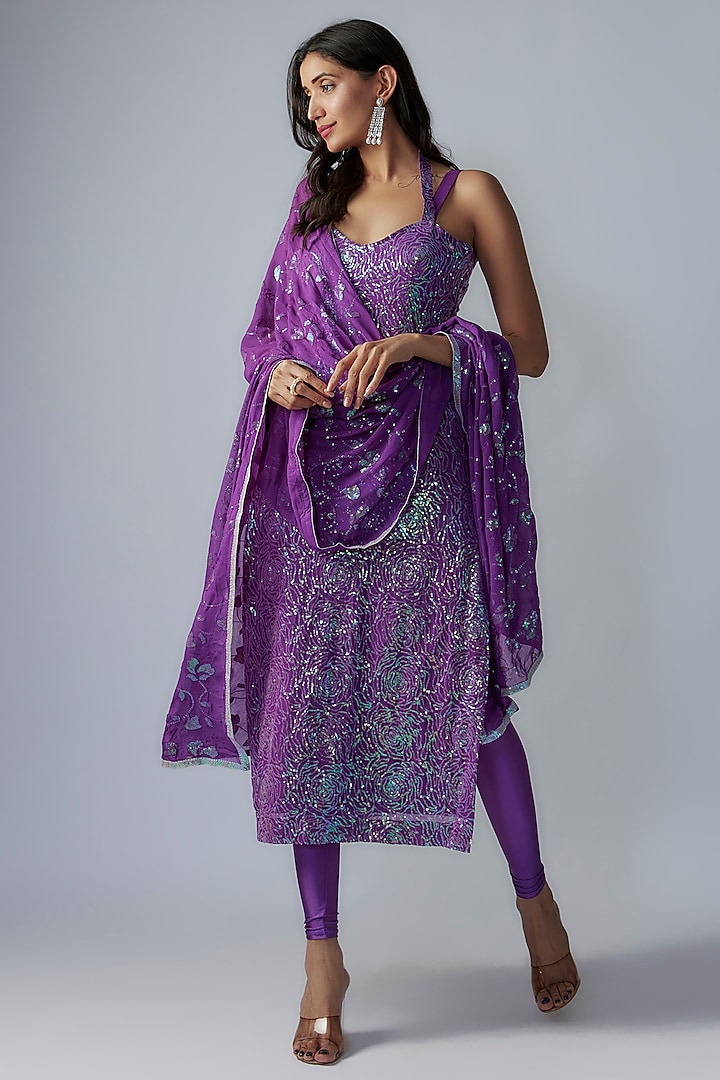 Purple Georgette Sequins Embroidered Kurta Set by LABEL PRIYANKA KAR at Pernia's Pop Up Shop