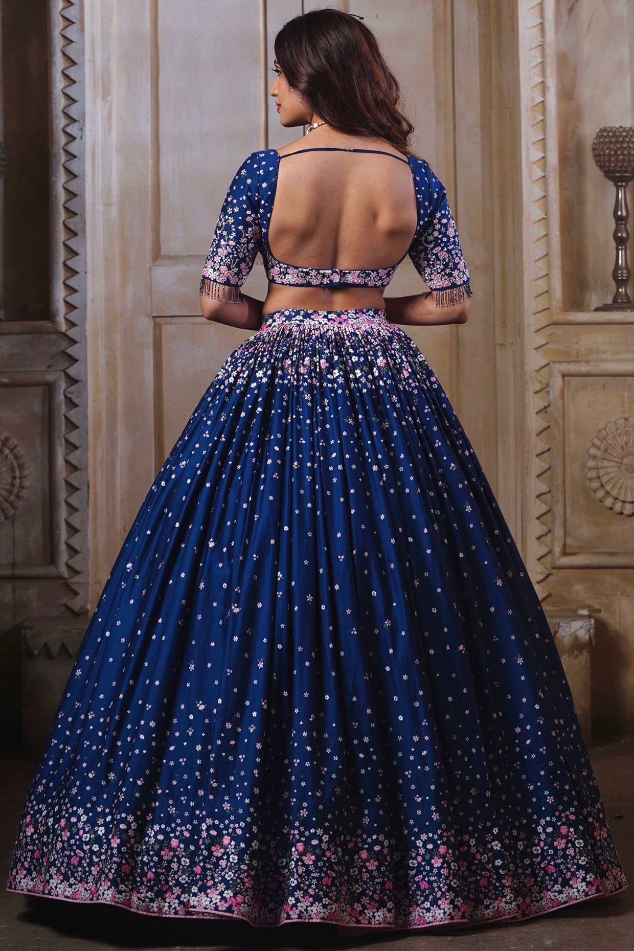SVFASHION Anarkali Gown Price in India - Buy SVFASHION Anarkali Gown online  at Flipkart.com